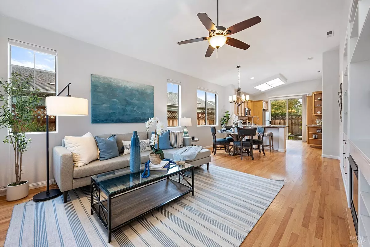 Santa Rosa, CA 95407,2599 Silver Spur DR