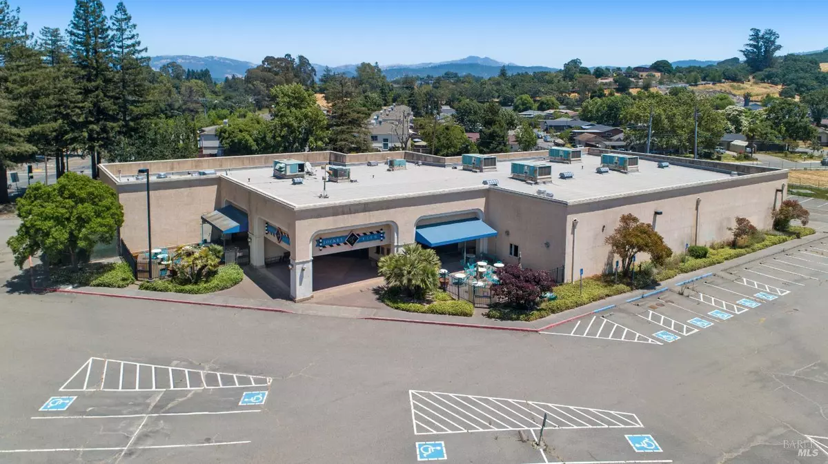 Santa Rosa, CA 95404,991 Gordon LN