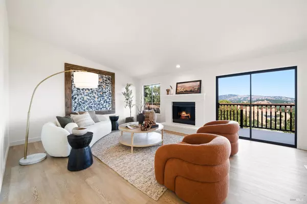 San Anselmo, CA 94960,229 Oak Springs DR