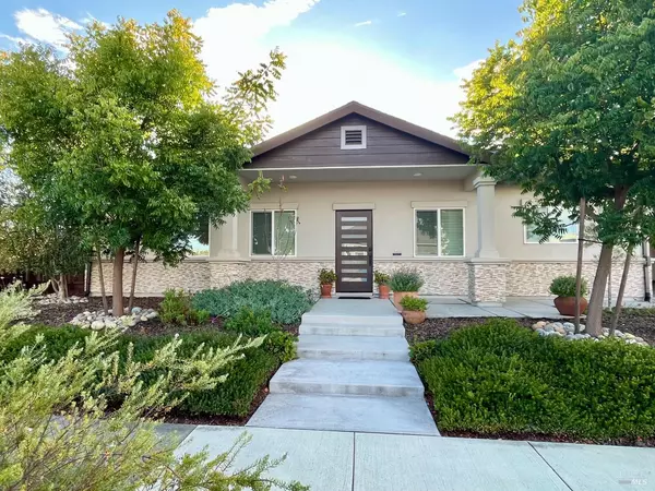 Santa Rosa, CA 95403,3701 Crestview DR