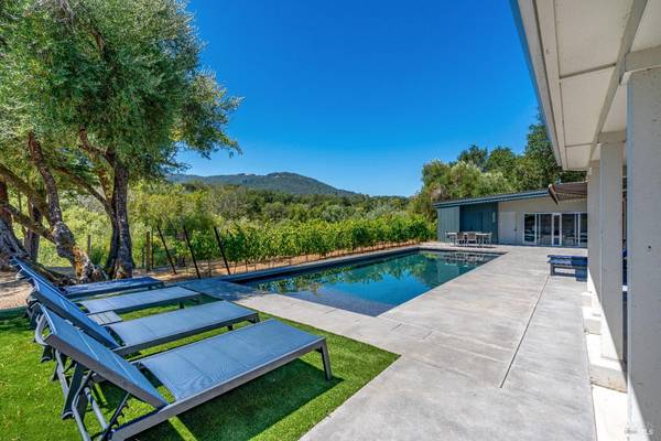 4920 Warm Springs RD, Glen Ellen, CA 95442