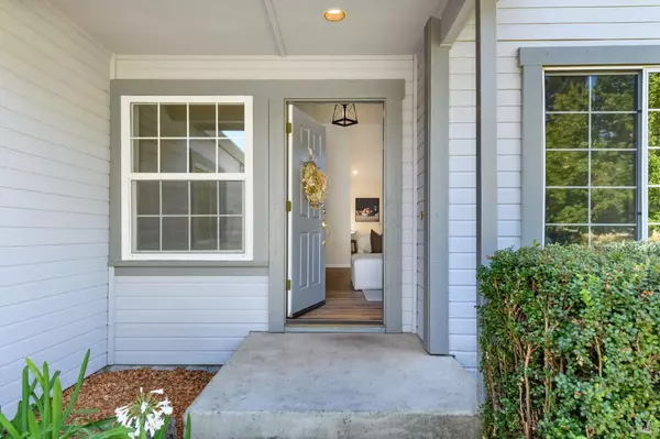 Santa Rosa, CA 95409,5086 Charmian DR