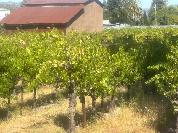 Fulton, CA 95439,1169 Hart LN