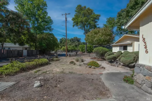 Sonoma, CA 95476,18346 Happy LN