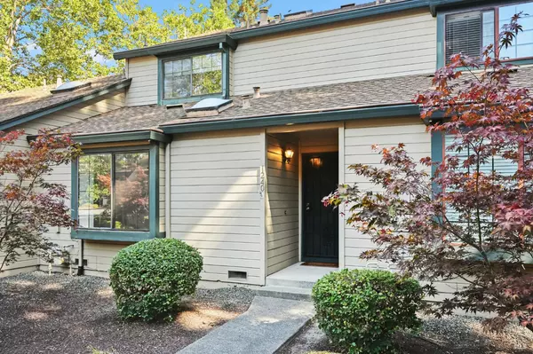 Santa Rosa, CA 95404,1240 North ST