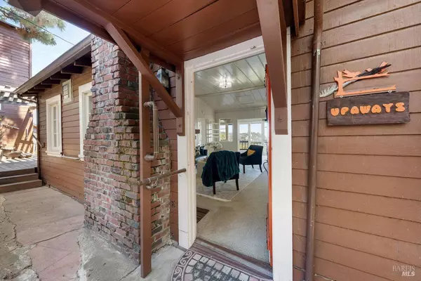 San Anselmo, CA 94960,445 Scenic AVE