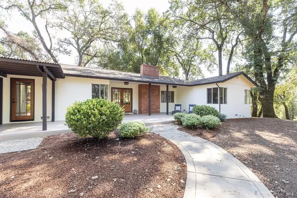 Angwin, CA 94508,525 Keyes AVE