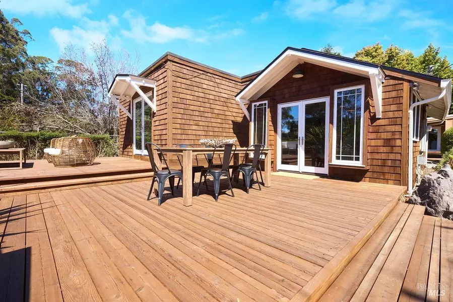 130 Juniper RD, Bolinas, CA 94924