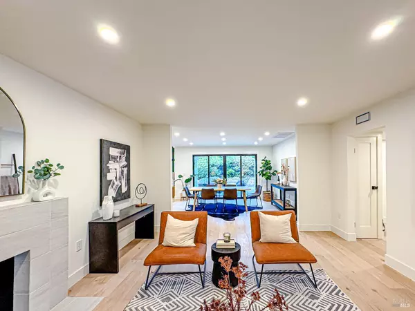 San Rafael, CA 94903,284 Blackstone DR