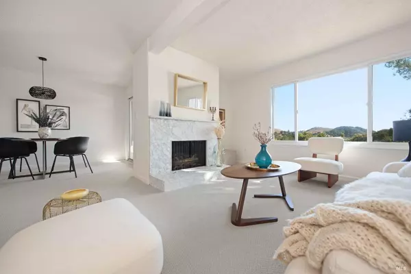 125 Sylvia WAY, San Rafael, CA 94903