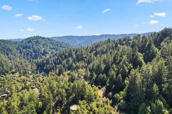 Lagunitas, CA 94938,110 Alta AVE