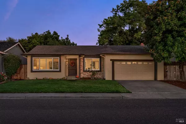 1638 Lauren DR, Petaluma, CA 94954