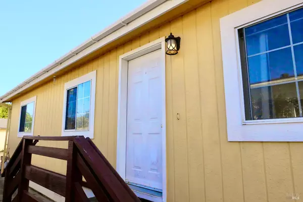 Fort Bragg, CA 95437,854 Woodward ST