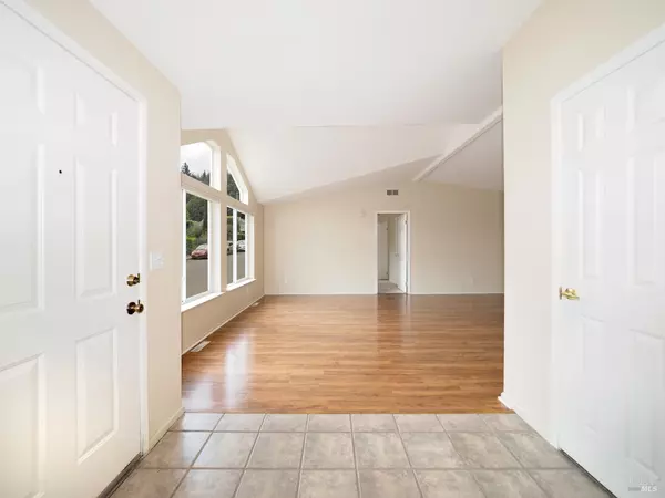 Geyserville, CA 95441,115 School House LN #117