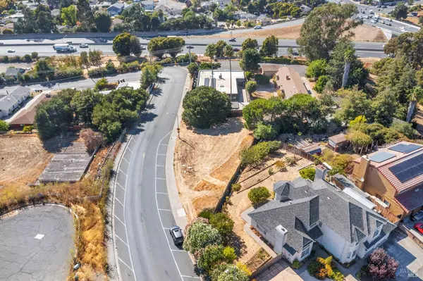 Vallejo, CA 94591,621 Admiral Callaghan LN