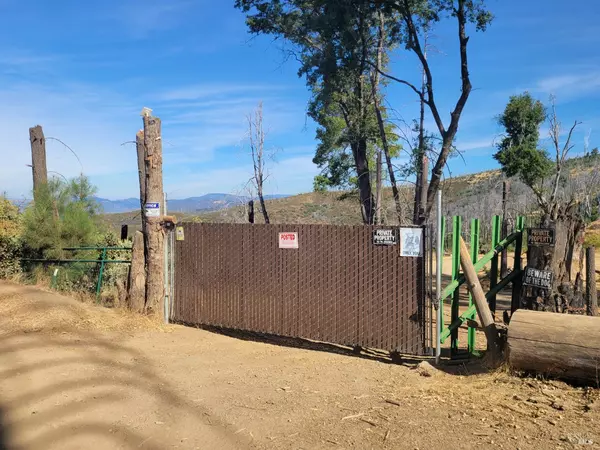 Lucerne, CA 95458,6990 Pine RD
