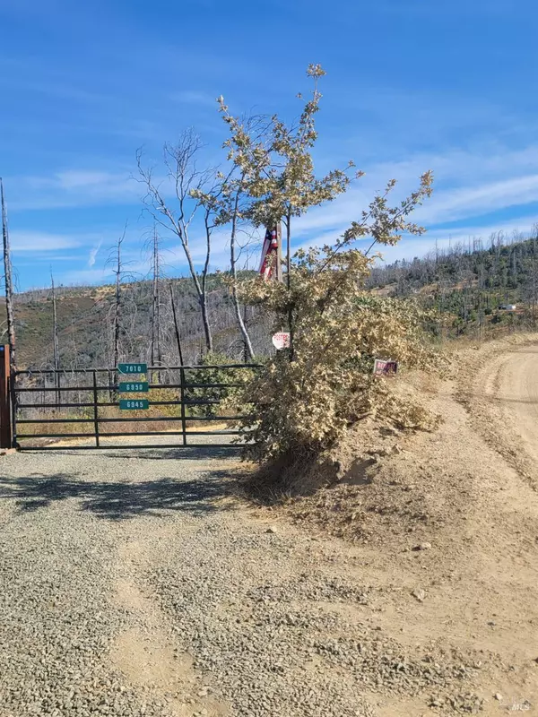 Lucerne, CA 95458,7120 Bartlett Springs RD