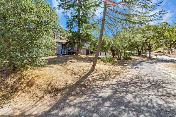 Santa Rosa, CA 95404,3954 Holland DR