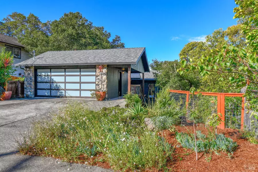 1625 Meek AVE, Napa, CA 94559