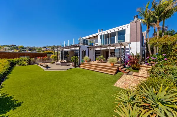 Tiburon, CA 94920,2334 Paradise DR