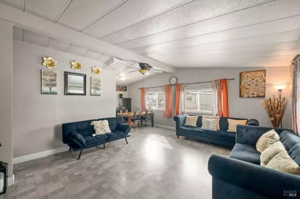 Vacaville, CA 95687,119 Sunset LN