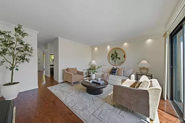 San Rafael, CA 94903,100 Marin Center DR 21
