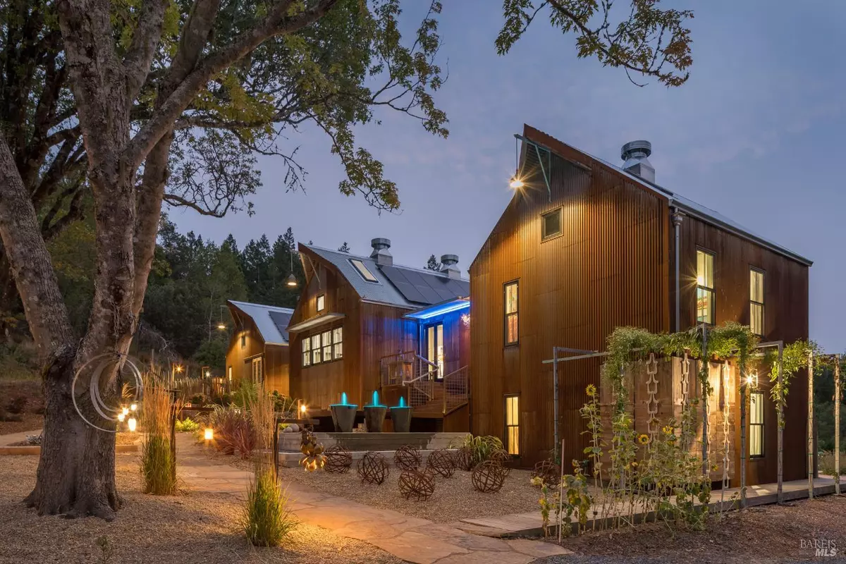 Sebastopol, CA 95472,1195 Furlong RD