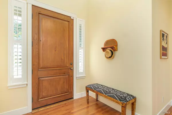 Novato, CA 94945,209 Club DR