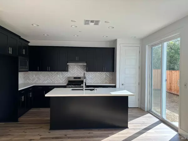 Martinez, CA 94553,246 Echols DR