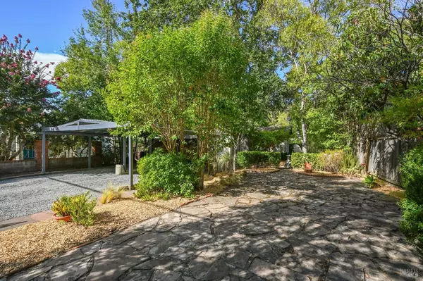 San Anselmo, CA 94960,211 The Alameda