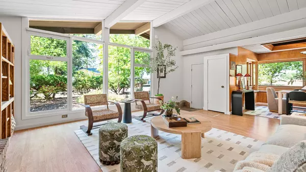 Santa Rosa, CA 95407,4020 Madera AVE