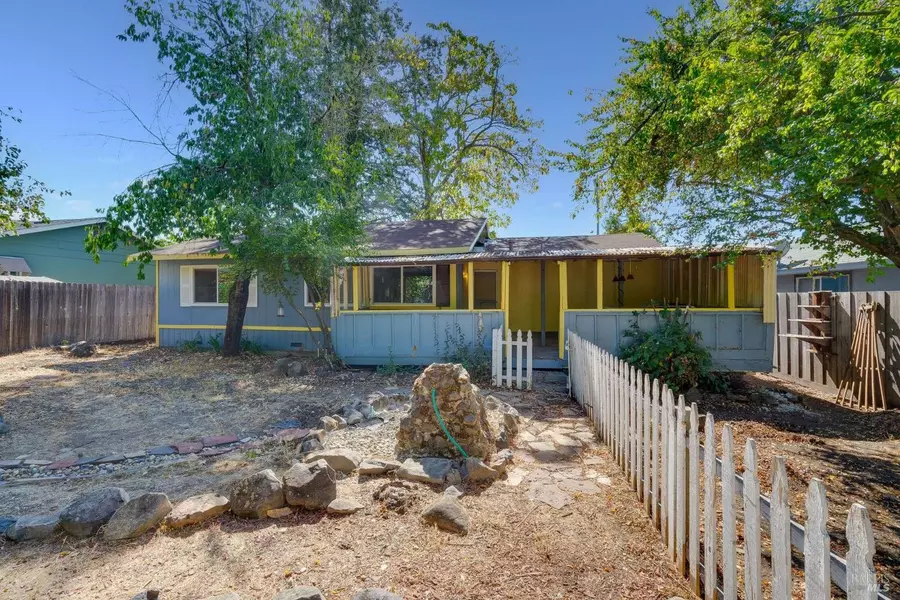 5025 Parkhurst DR, Santa Rosa, CA 95409