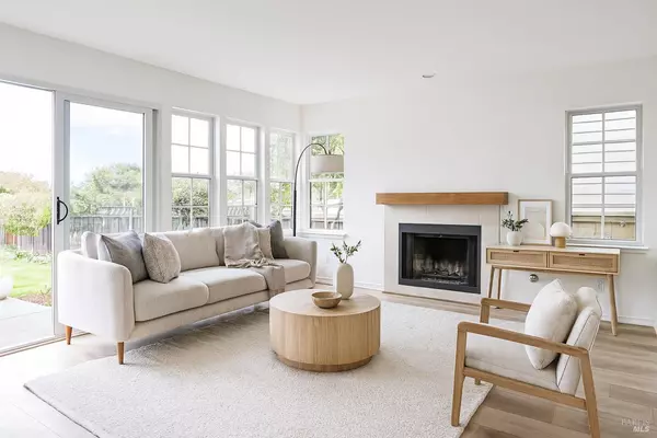 San Rafael, CA 94903,56 Waterside CIR