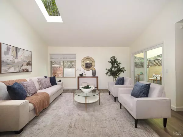 Santa Rosa, CA 95405,3113 Luna CT