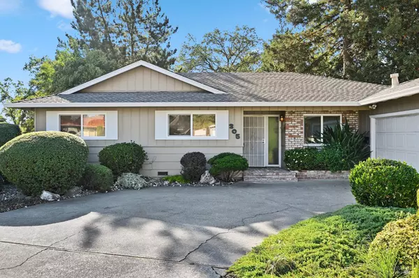 Santa Rosa, CA 95409,305 Simone PL N