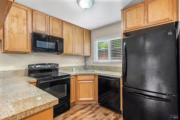 Rohnert Park, CA 94928,641 Racquet Club CIR