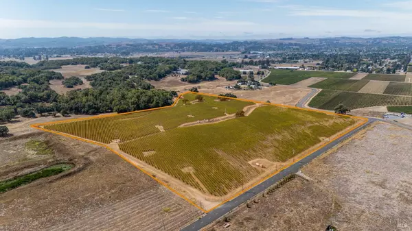 Penngrove, CA 94951,3340 Lichau RD
