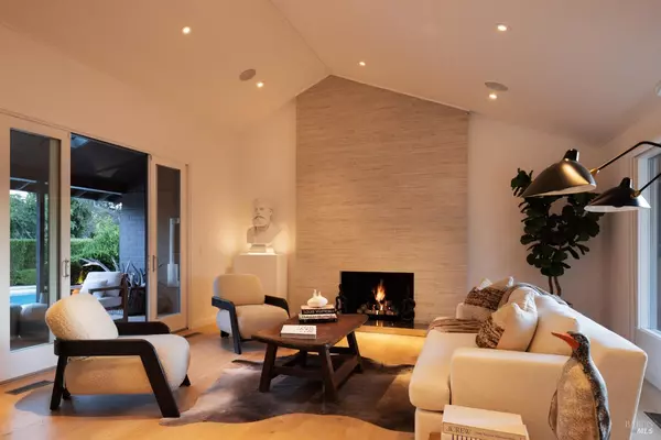 St. Helena, CA 94574,1594 Arrowhead DR