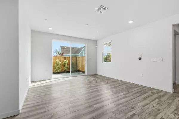 Suisun City, CA 94585,229 Octopus ST