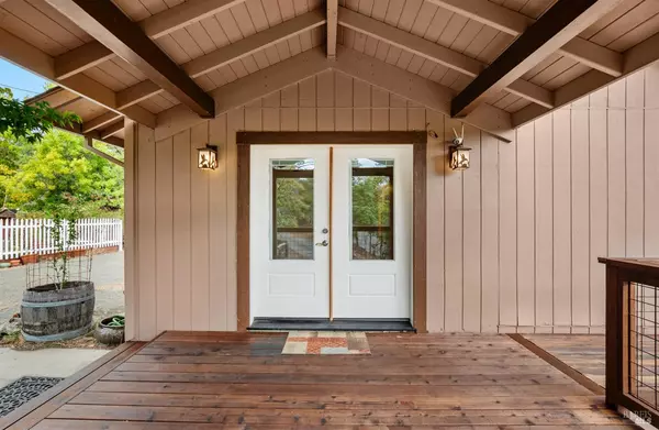 Napa, CA 94558,6 Blackwood CT