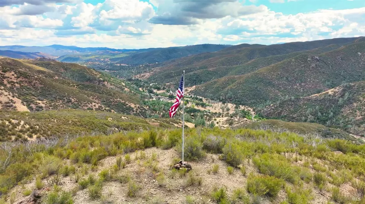 Clearlake Oaks, CA 95423,5250 15 N 05 RD