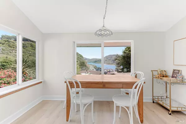 Jenner, CA 95450,9500 El Camino ALY