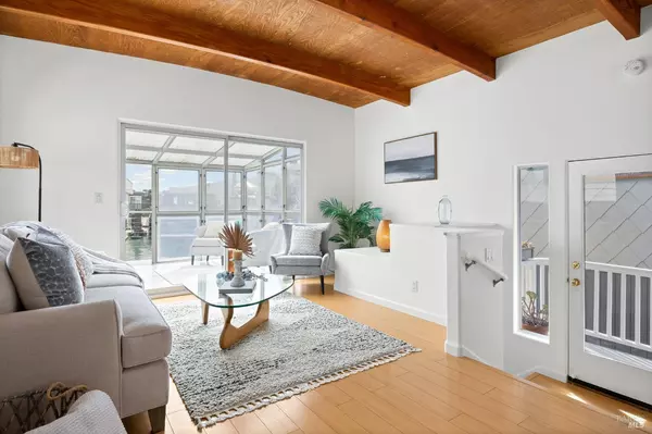 Sausalito, CA 94965,16 Main Dock