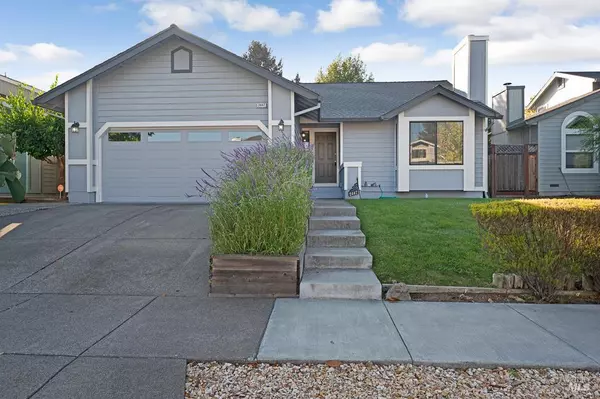 2447 Pinercrest DR, Santa Rosa, CA 95403