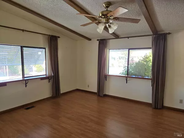 Ukiah, CA 95482,23 Blanco PL