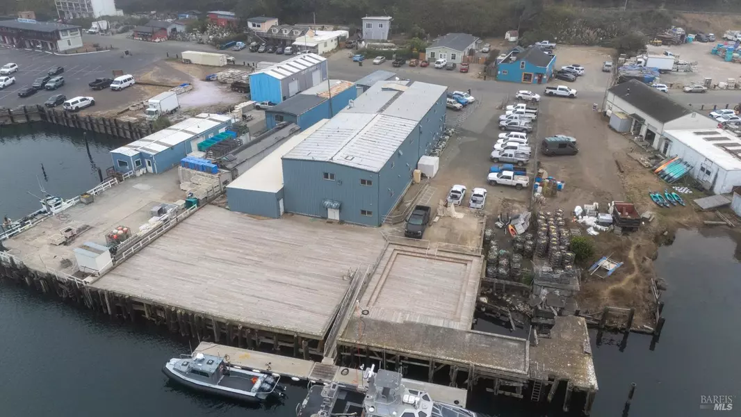 32330 N Harbor DR, Fort Bragg, CA 95437