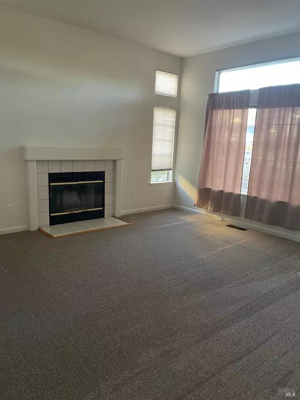 Vacaville, CA 95688,212 San Leon DR