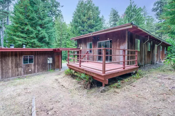 Mendocino, CA 95460,43853 Tibbens LN