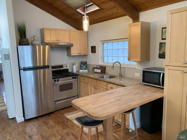 Sausalito, CA 94965,2 Gate 6 1/2 RD