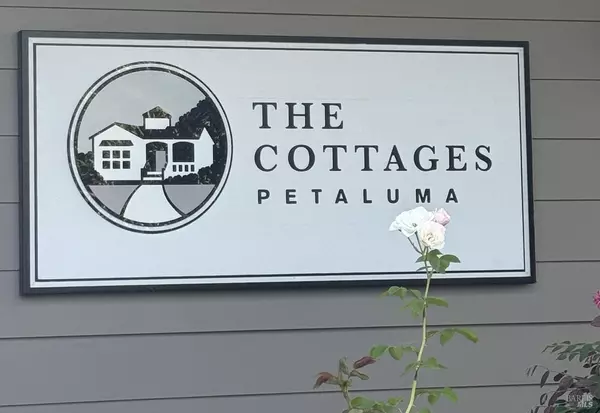 Petaluma, CA 94954,529 Rosewood CIR